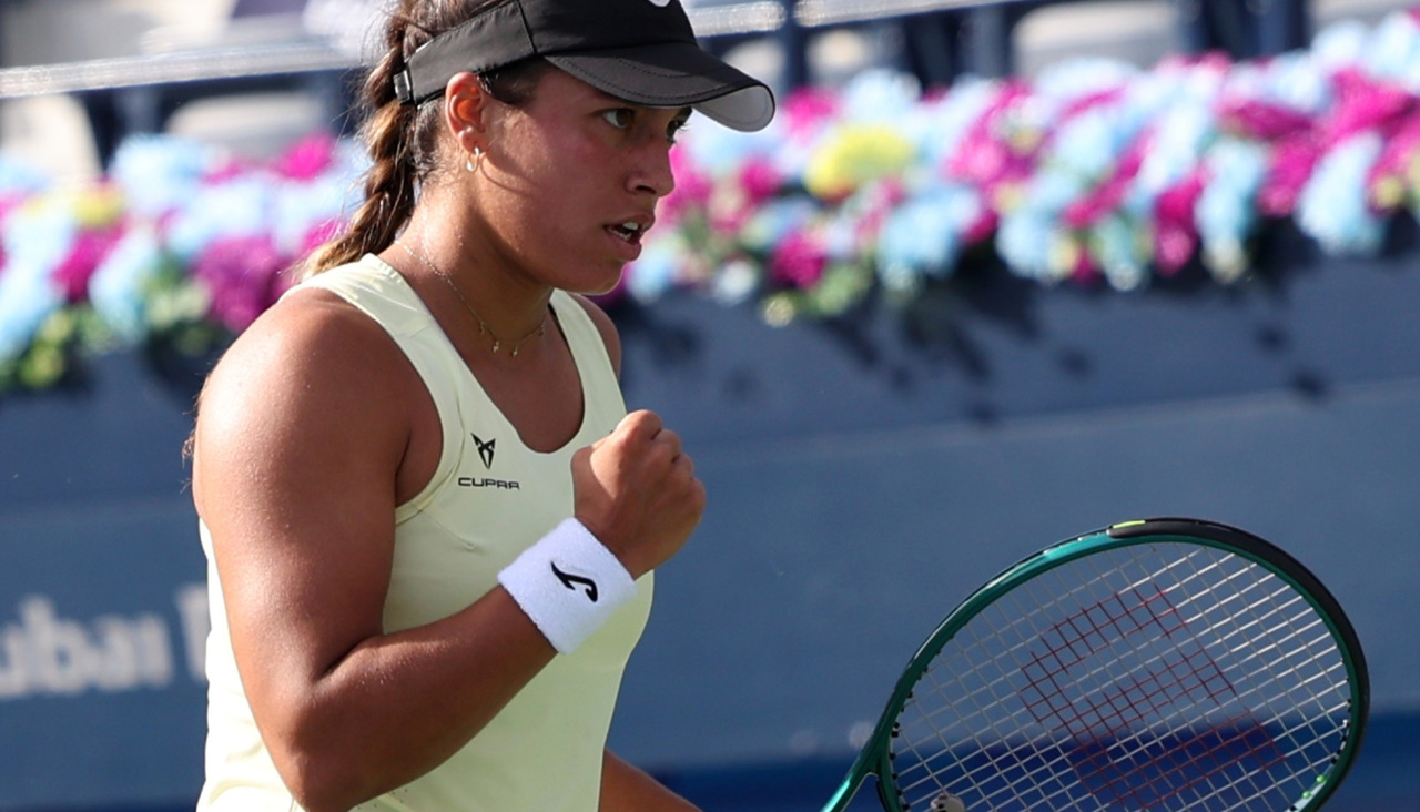 Jessica Bouzas Maneiro durante un partido de esta temporada e el Dubai Tennis WTA Championships