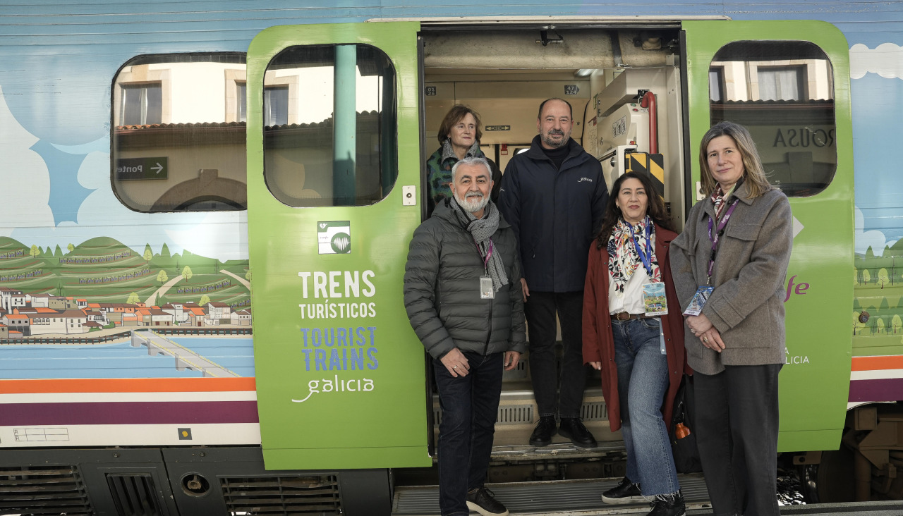 El primer viaje del Tren Turístico de Galicia