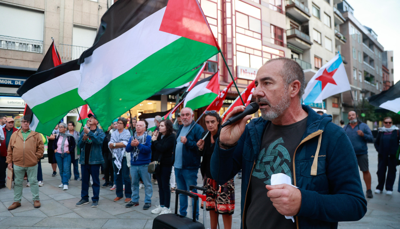 Concentración en Vilagarcía contra el genocidio en Palestina