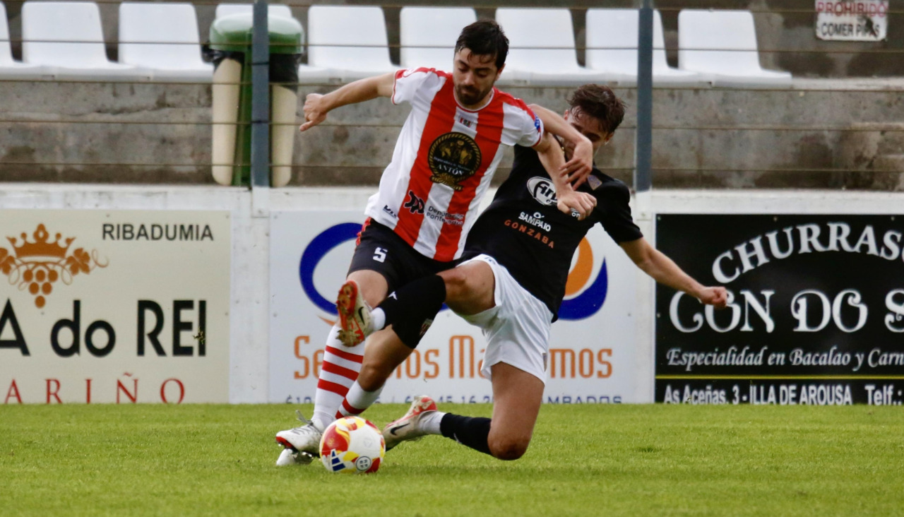 El Céltiga se impuso de forma cómoda en la primera vuelta al Silva en un partido que precipitó la destitución de Noé López