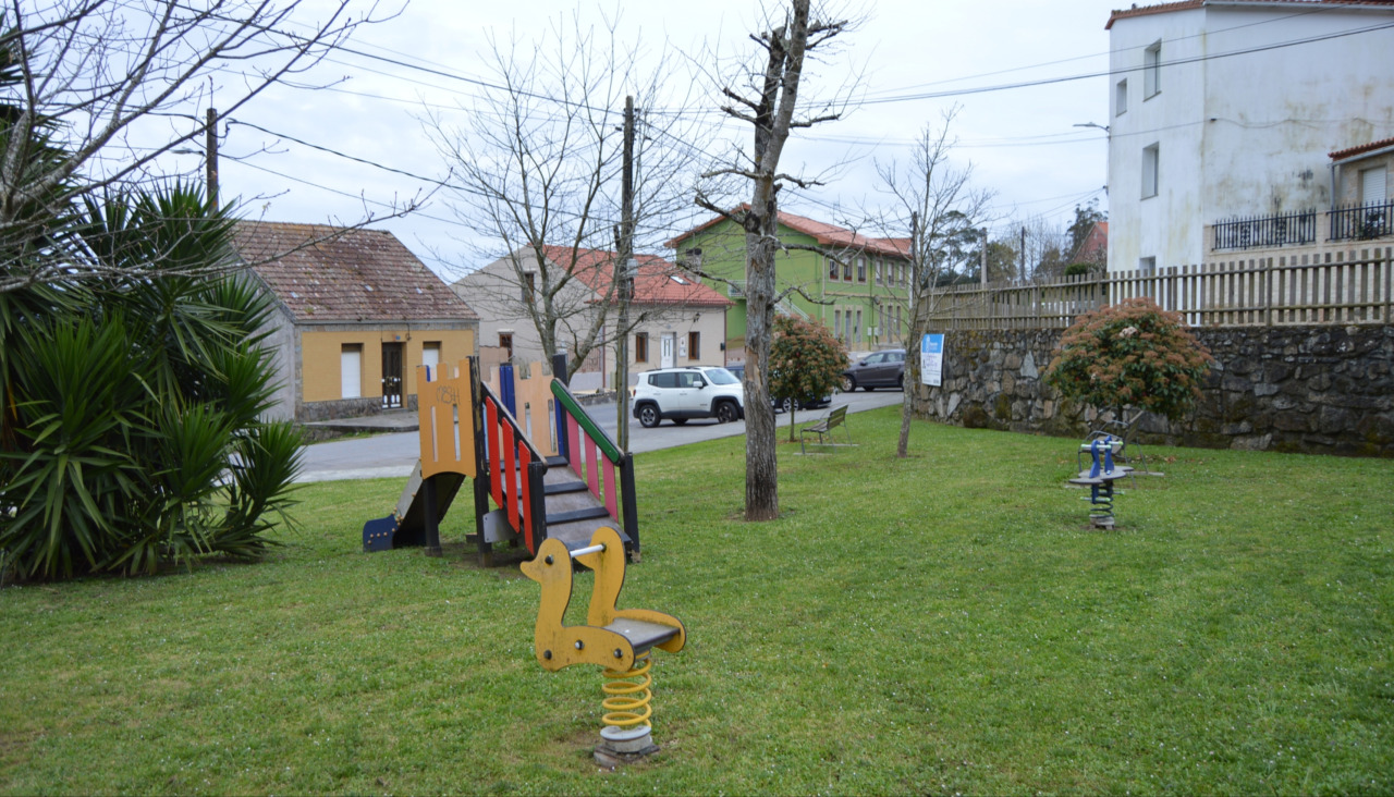 El suceso se registró en el entorno de un inmueble situado en las inmediaciones del parque infantil del lugar de Martín
