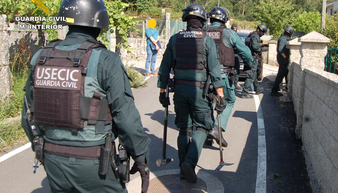 Detienen a un vecino de Portas por tres delitos de robo con fuerza