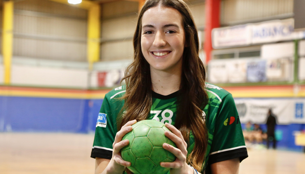 Raquel Muñiz, jugadora júnior del Asmubal Meaño