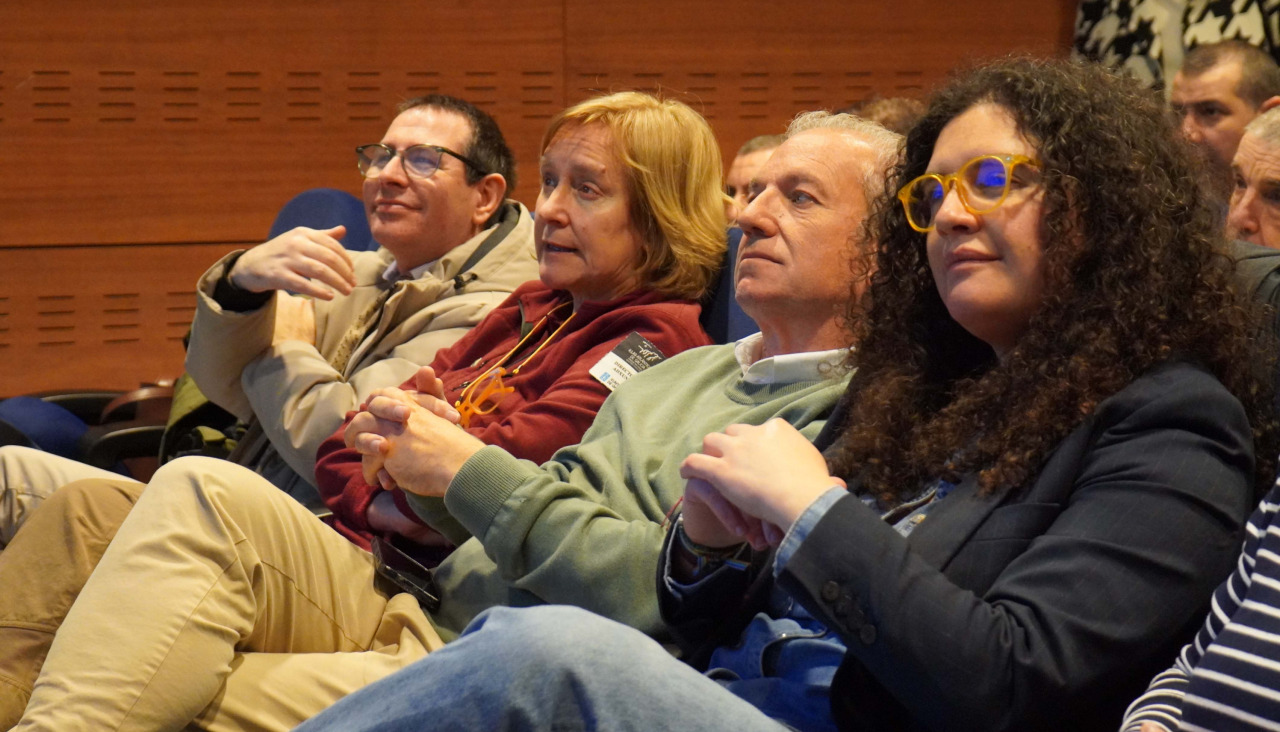 La actividad tuvo lugar en el Centro de Visitantes del Parque Nacional Marítimo-Terrestre das Illas Atlánticas de Galicia