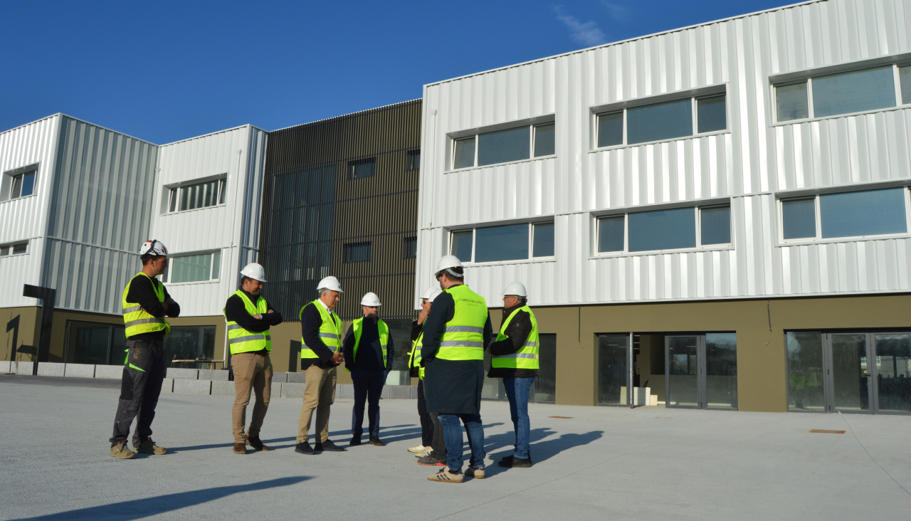 Visita a las obras del nuevo Centro Socioeducativo As Lagoas en Sanxenxo
