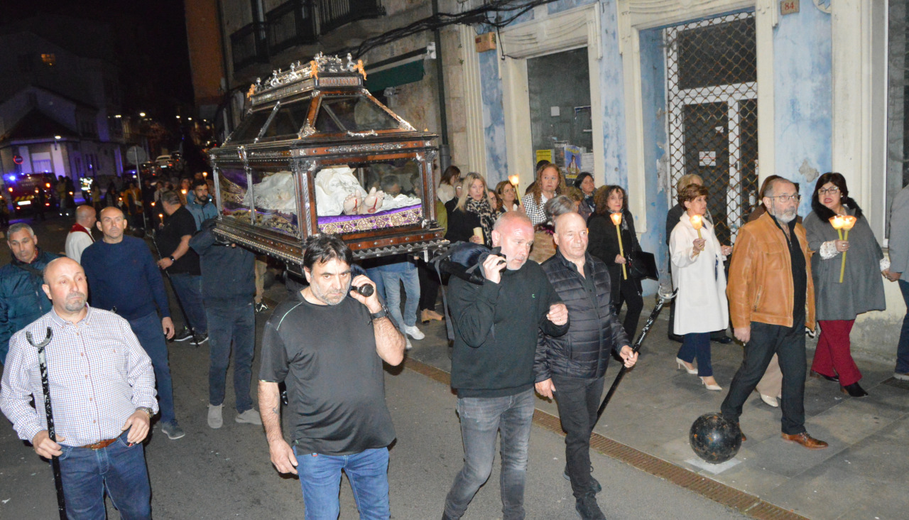 Procesión del Entierro en Ribeira