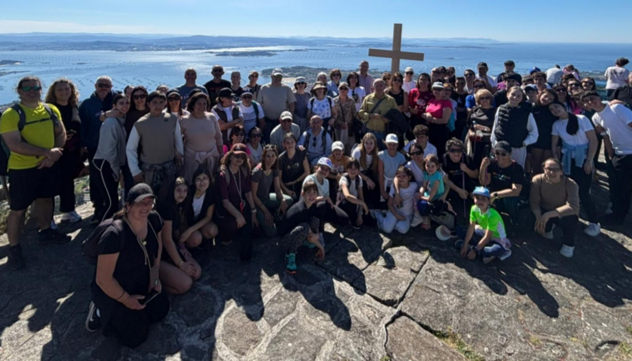 Vía Crucis entre la Santa de Moldes y el Mirador de A Curota