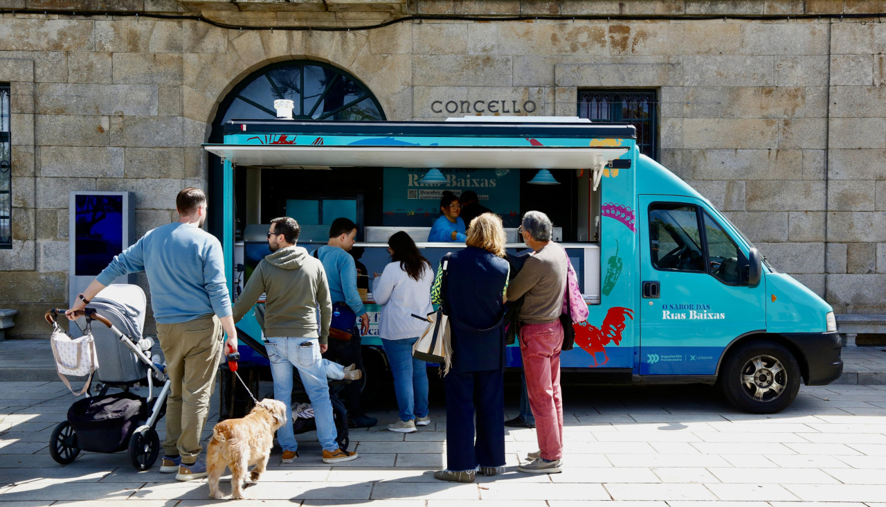 El foodtruck en la plaza cambadesa