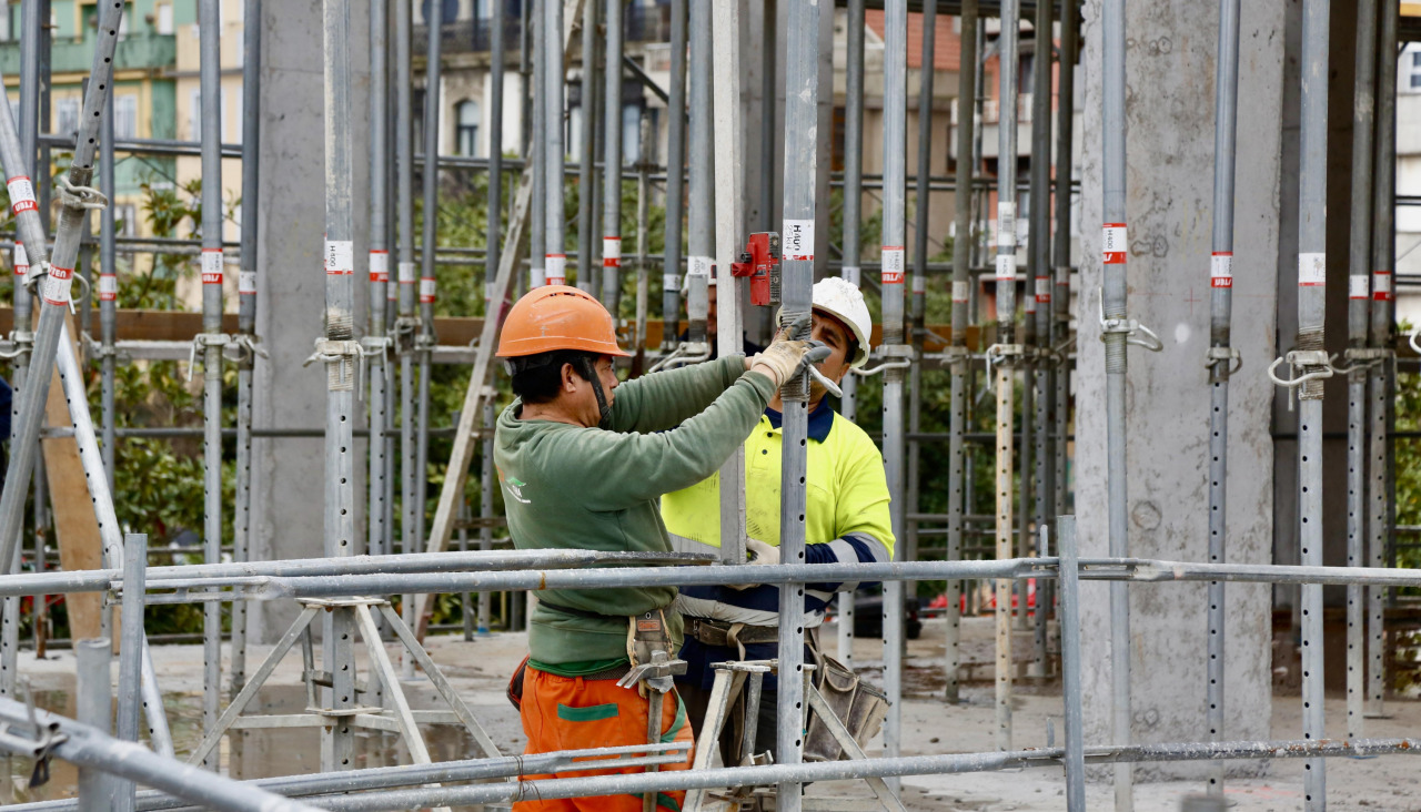 Los trabajos avanzan a buen ritmo en la parcela que ocupaba la Comandancia de la Marina