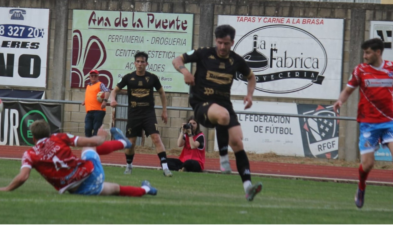 El Arosa fue capaz de tumbar a un equipo muy físico que estaba invicto en su campo en la segunda vuelta
