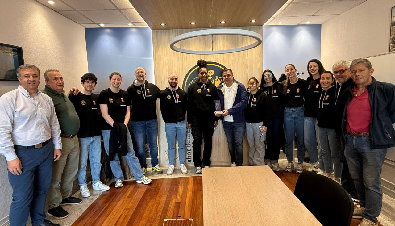 Visita del AD Cortegada a las instalaciones de su patrocinador