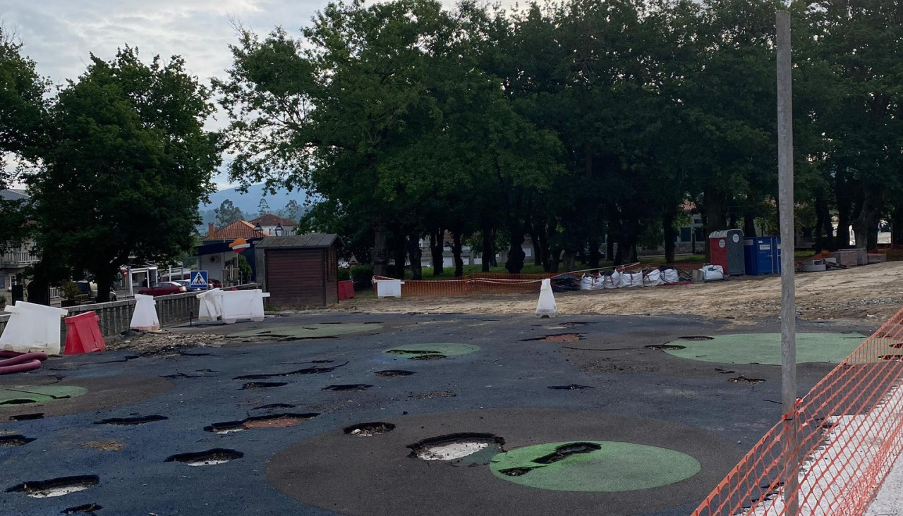Los trabajos en la Carballeira de Santa Lucía