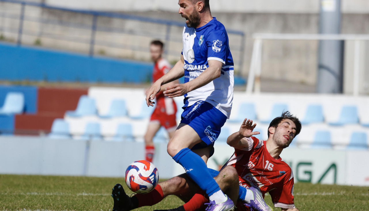 Pablo Lede en acción durante el partido de esta tarde