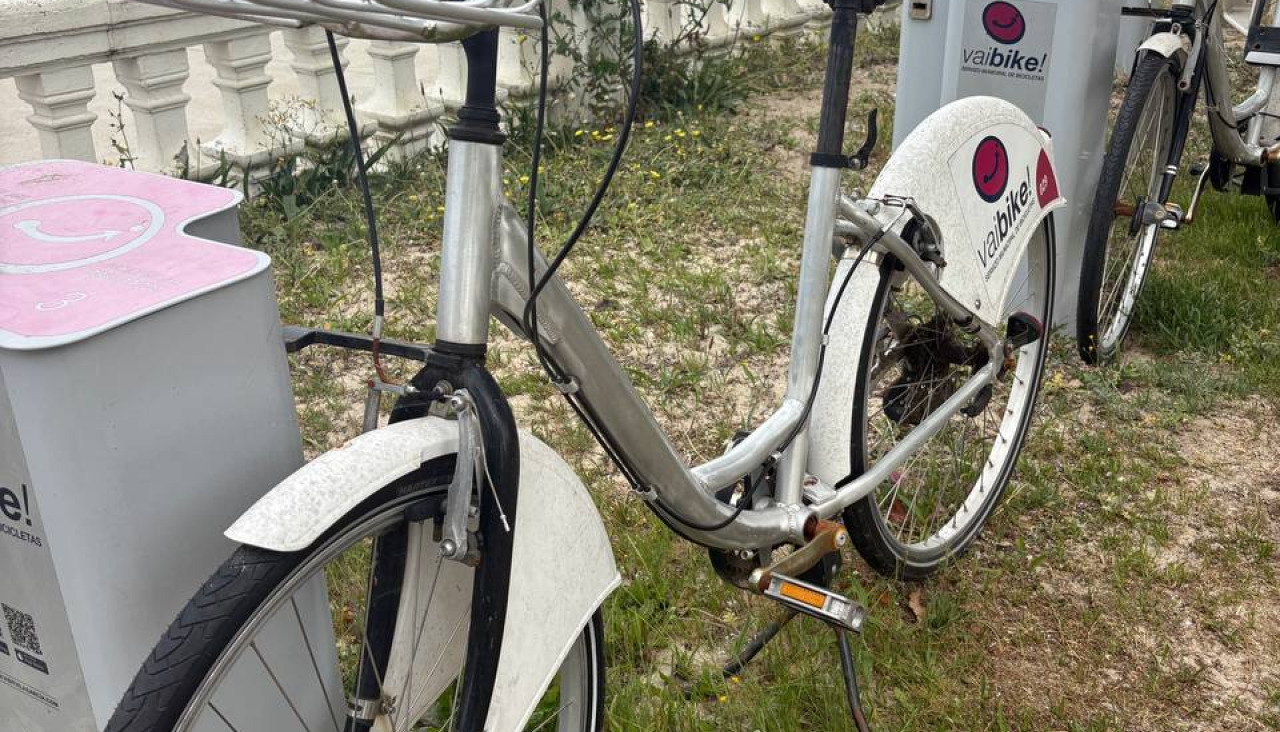 Una de las bicicletas en mal estado
