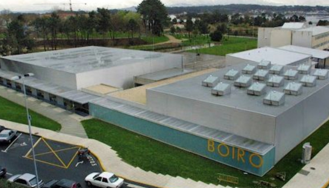 La piscina del complejo polideportivo de A Cachada es una de las instalaciones para la que está en fase de pruebas el sistema de reserva previa de uso