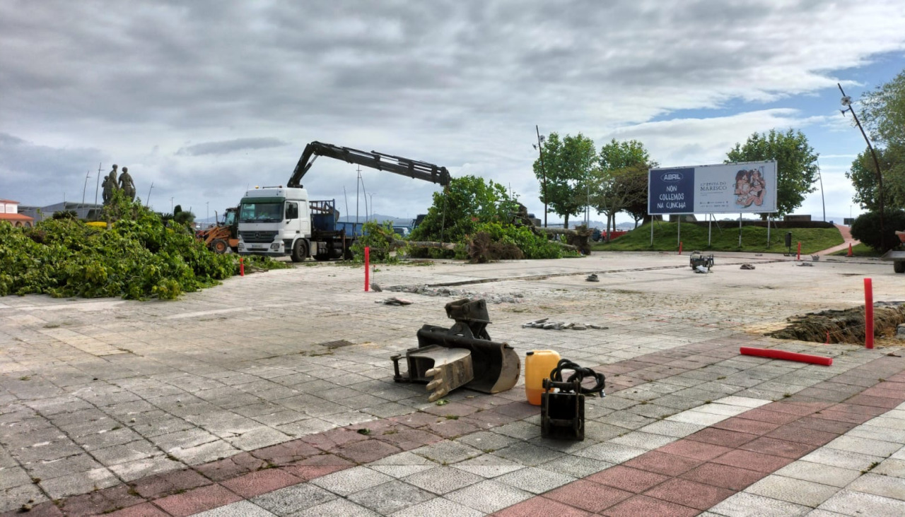 Obras en la Praza de O Corgo en O Grove