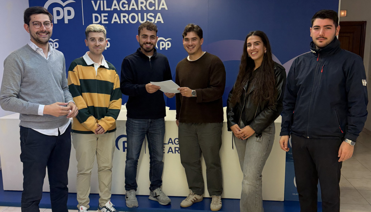 Raul Santamaría en la sede de Vilagarcía