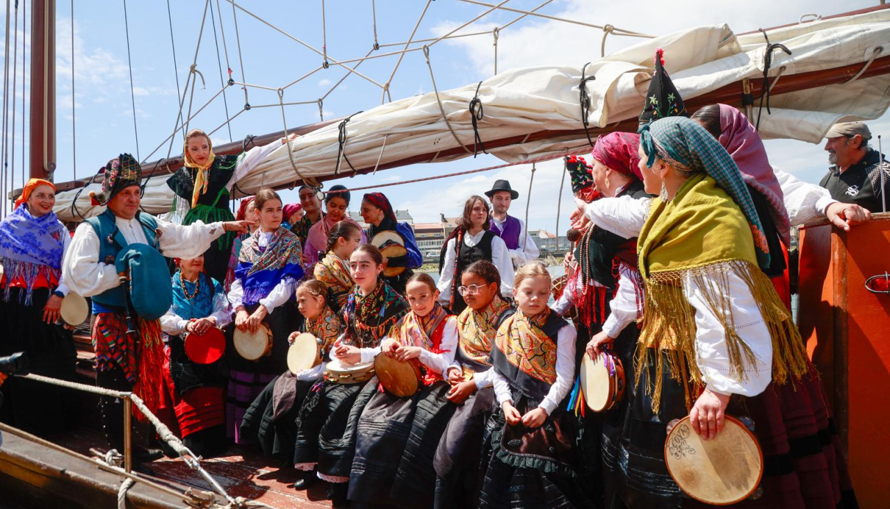 Imaxe da festa onte da Asociación Dorna na localidade isleña