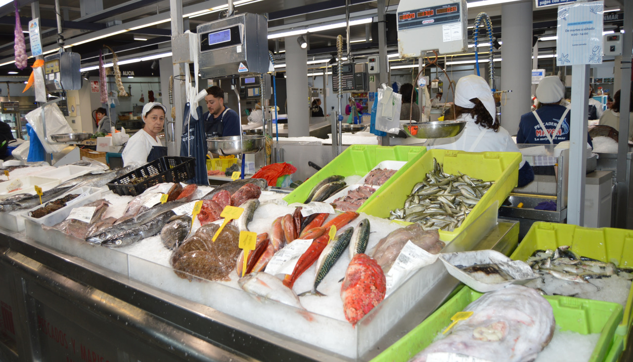 El mercado municipal de Ribeira está siendo objeto de diversas mejoras para la obtención del sello de excelencia