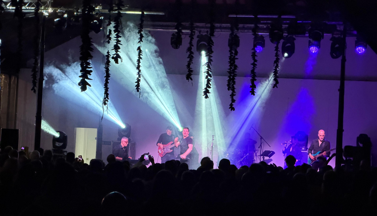 Concierto tributo a Alejandro Sanz en las Fiestas de Santa Rita de Vilagarcía