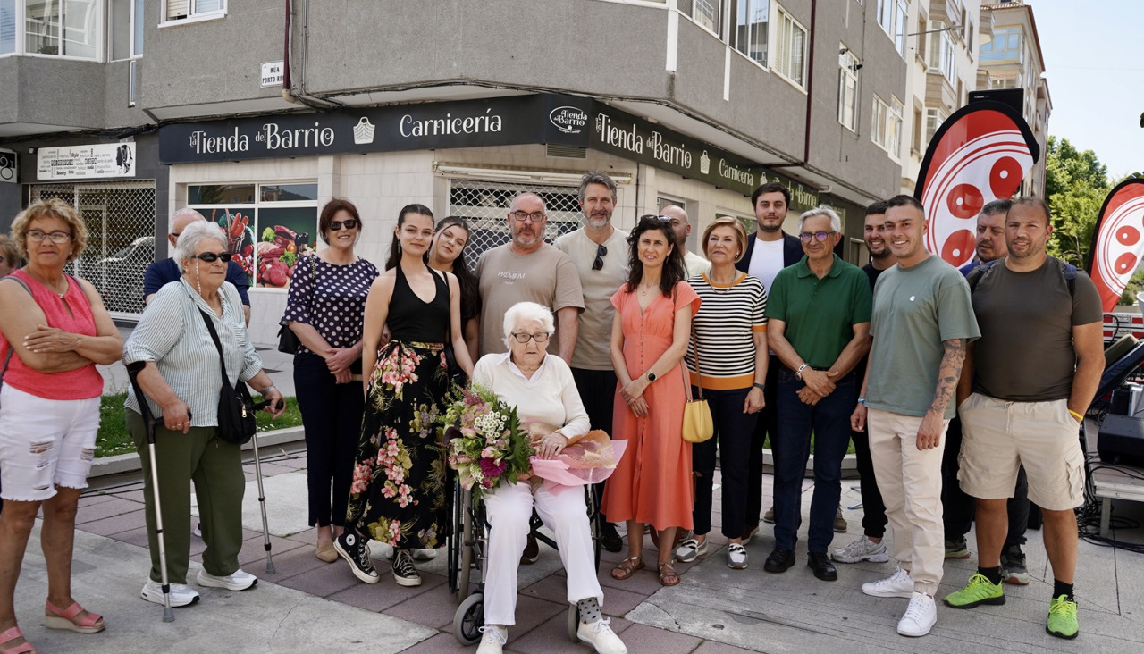 Homenaje a Carmen Búa en O Piñeiriño