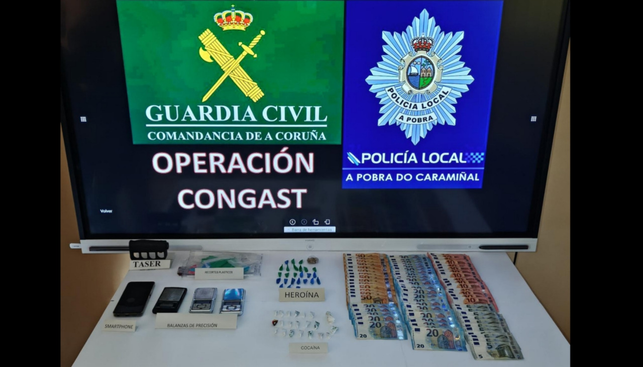 Imagen con la droga, dinero y otros efectos intervenidos en la operación 'Congast' desarrollada en la villa pobrense