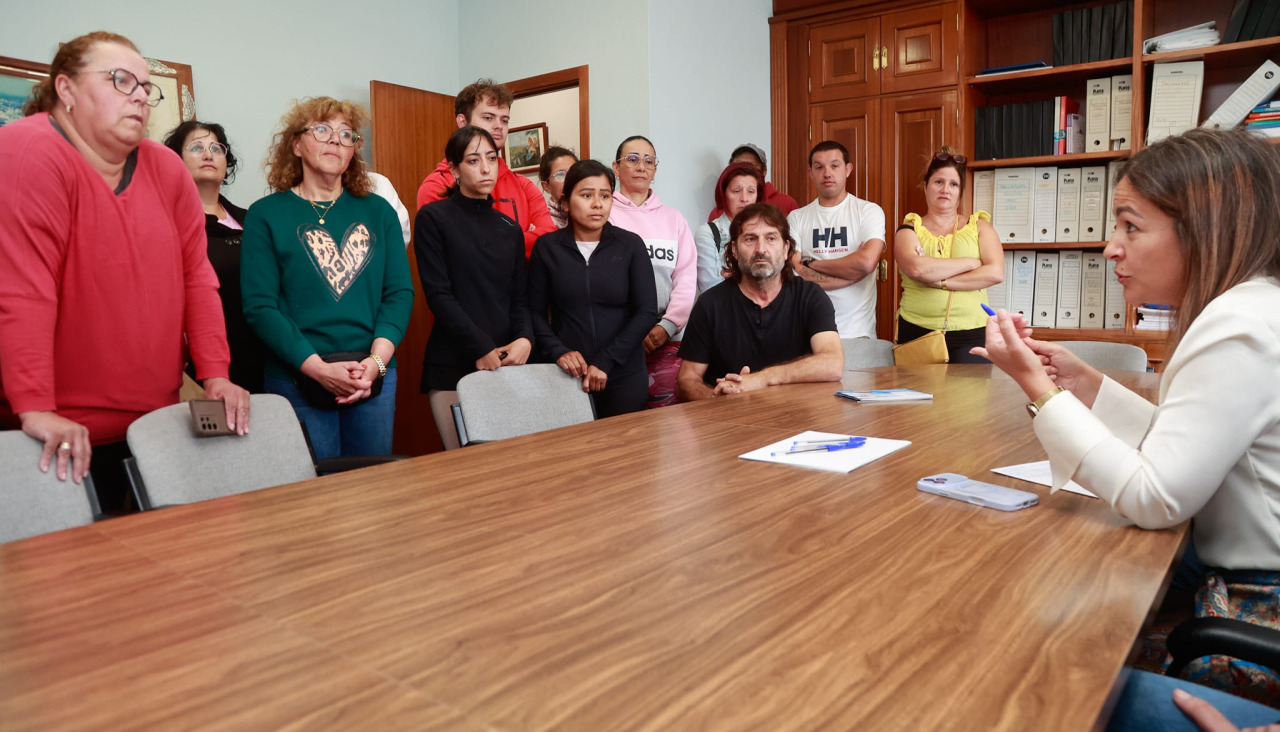 La conselleira, en su visita de hoy al Pósito vilanovés