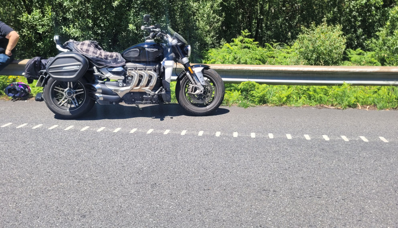 La moto que sufrió los daños del siniestro