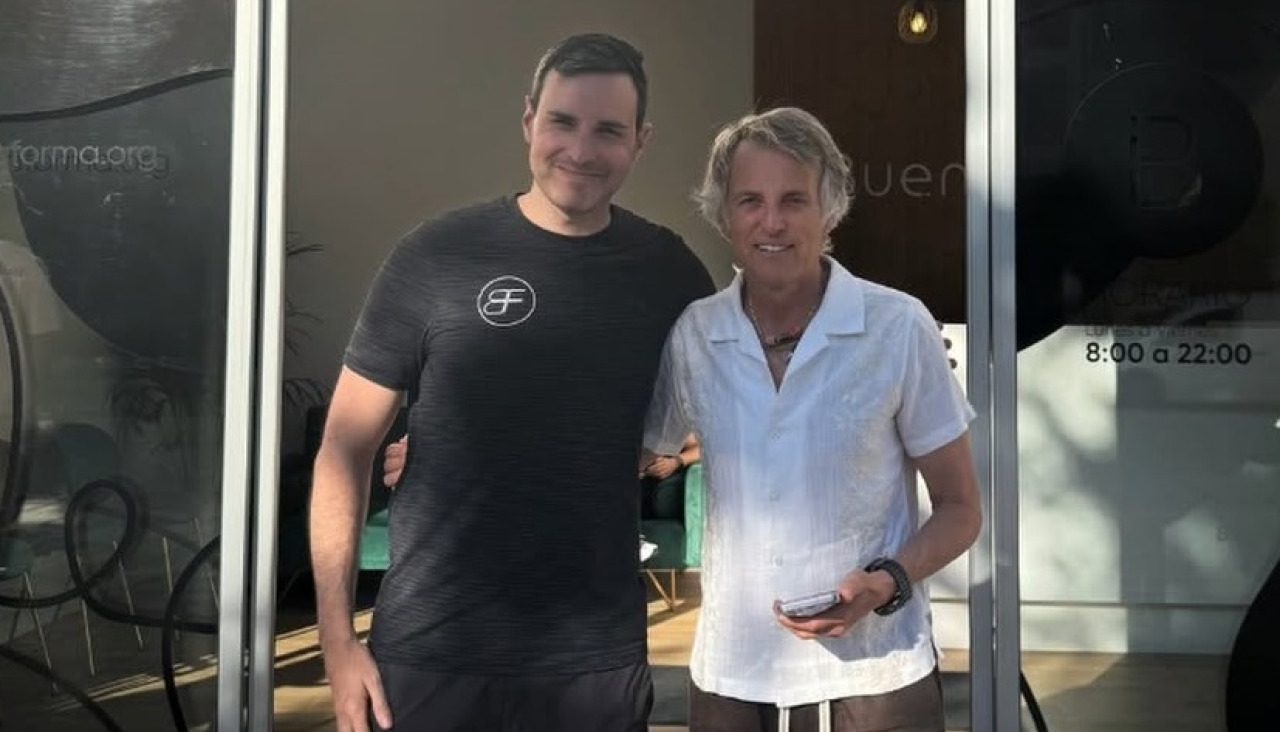 Jesús Calleja visita el centro de entrenamiento Buenaforma, en Vilagarcía