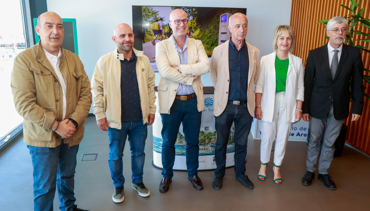 Las autoridades presentaron ayer el programa de la expedición