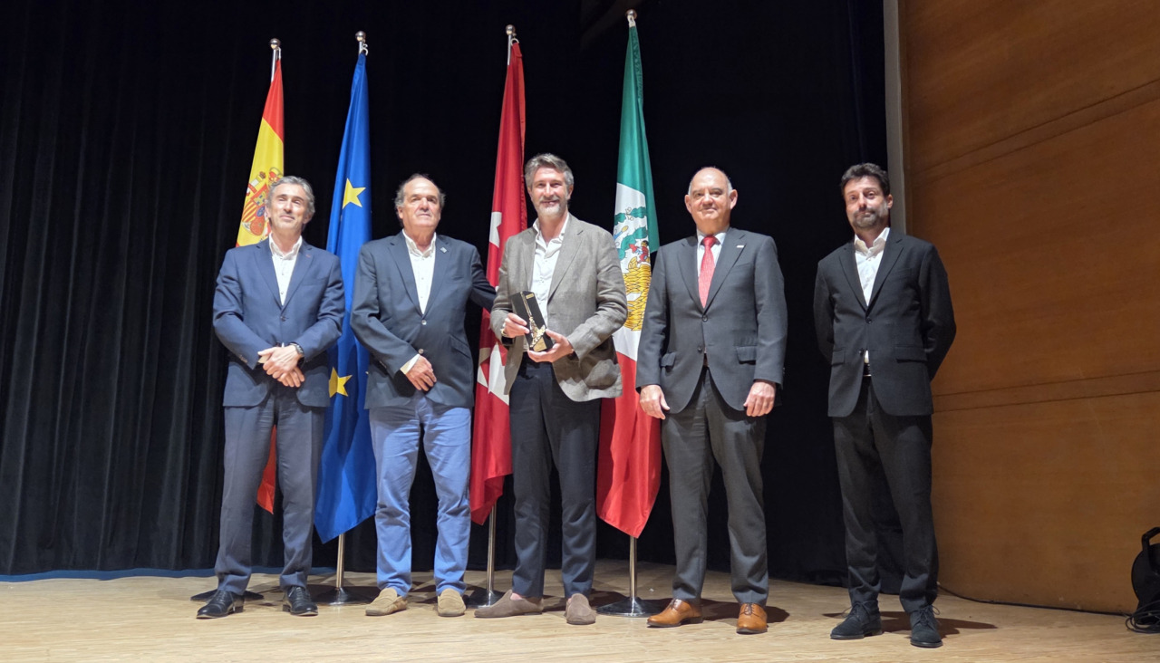 El alcalde recibió el premio en Madrid