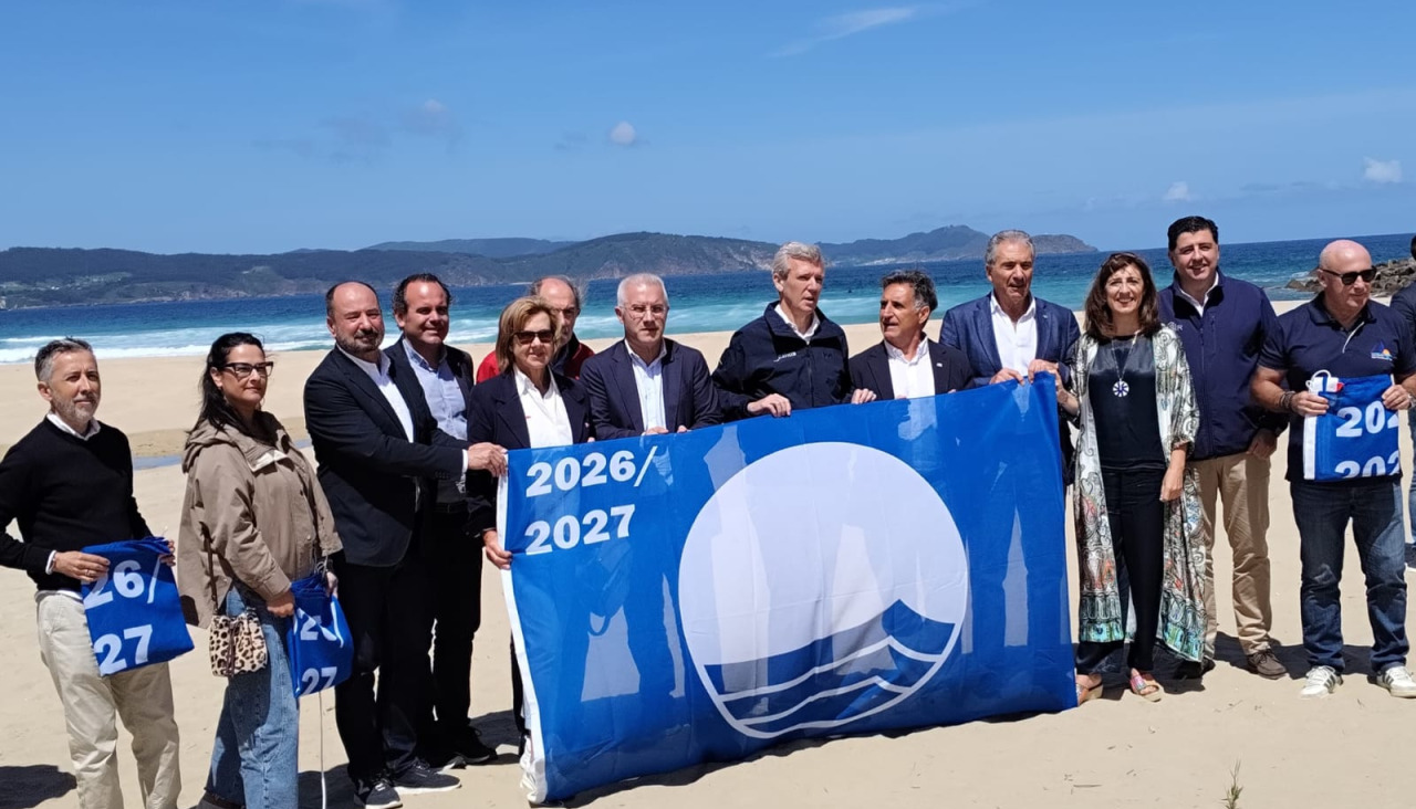 Acto de entrega de las banderas azules a los puertos gallegos