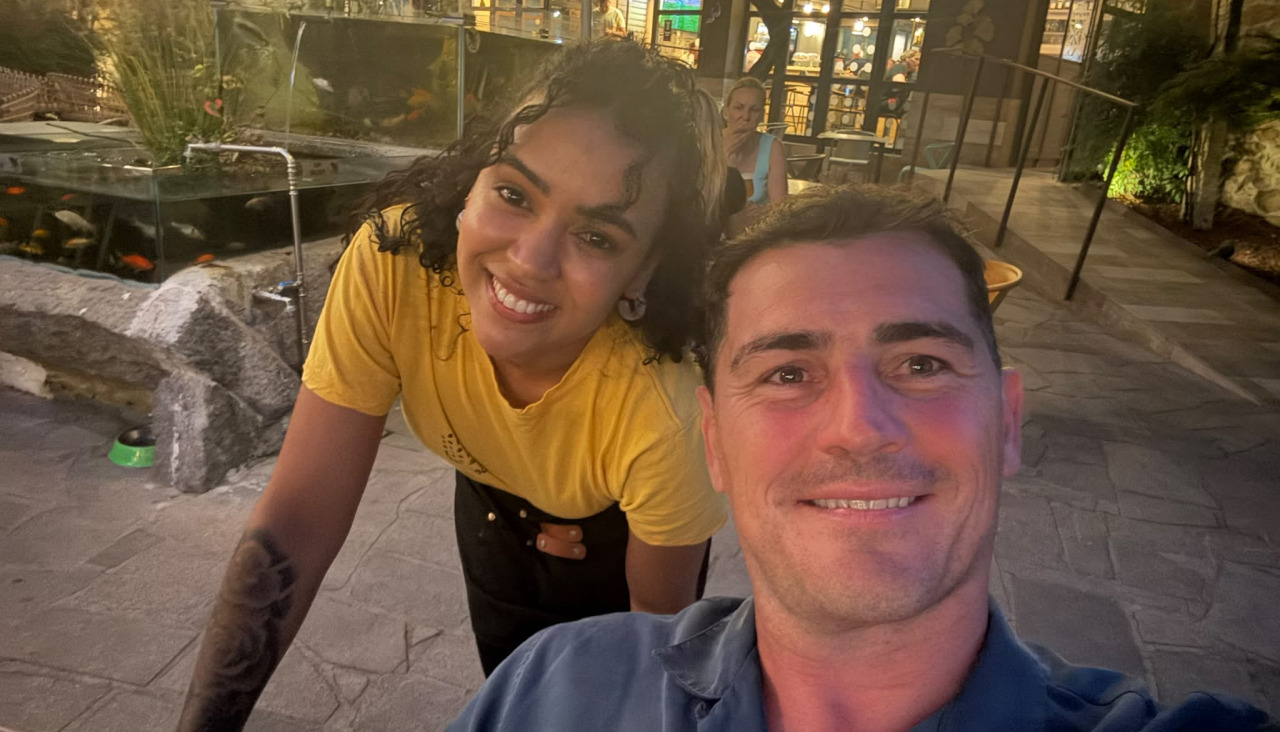 Visita de Iker Casillas a Casa Samuel