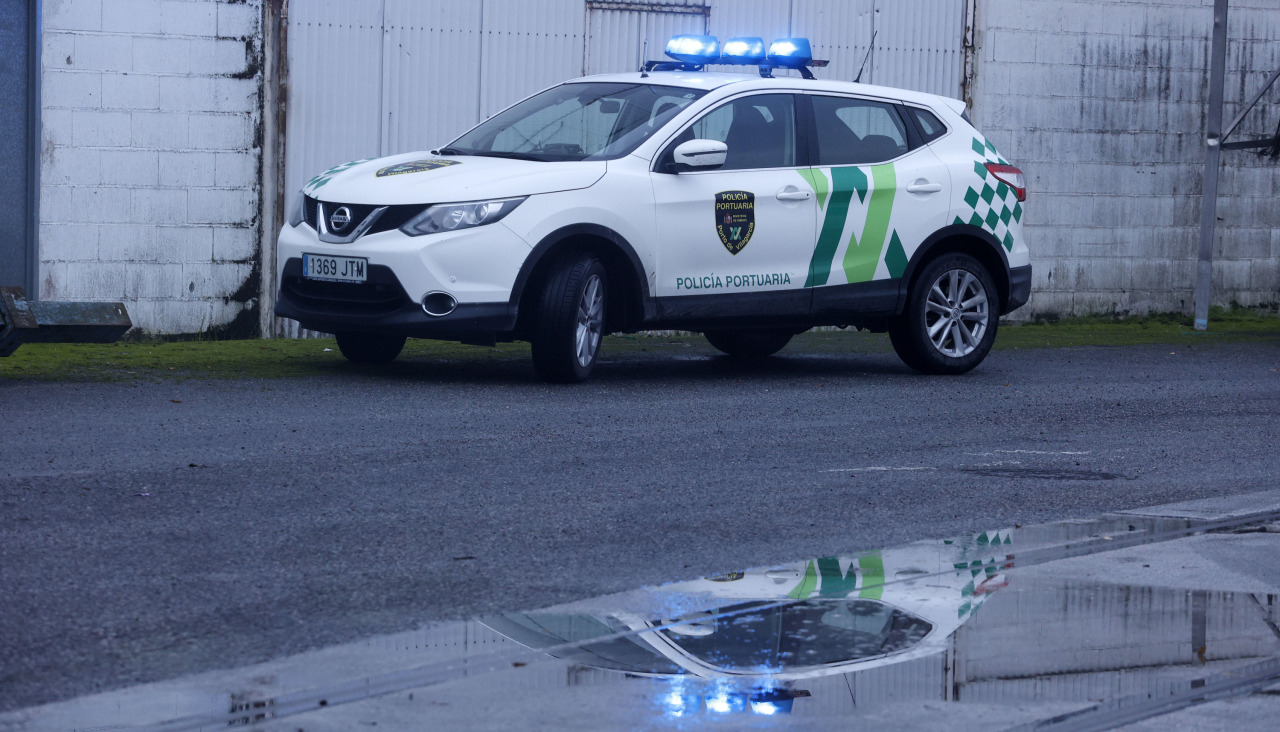 coche policía portuaria