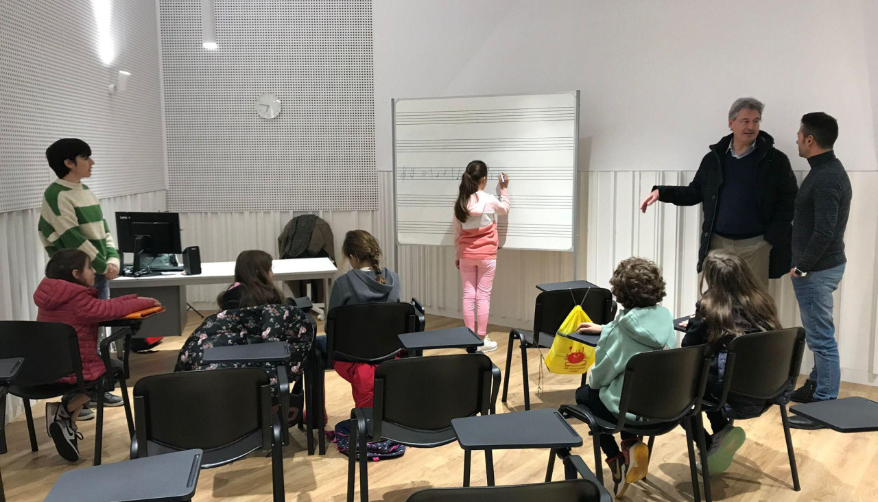 Imagen de archivo de la Escola Municipal de Música de O Grove