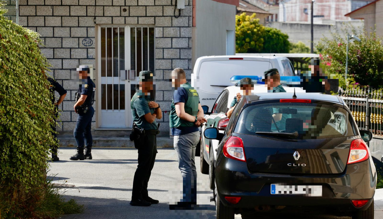 Guardia Civil en la casa