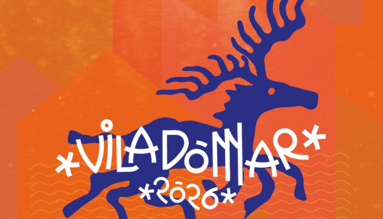 Imagen parcial del cartel del festival 'Viladomar 2026' en la que aparece reflejada la imagen de un petroglifo situado en el entorno de la localidad barbanzana