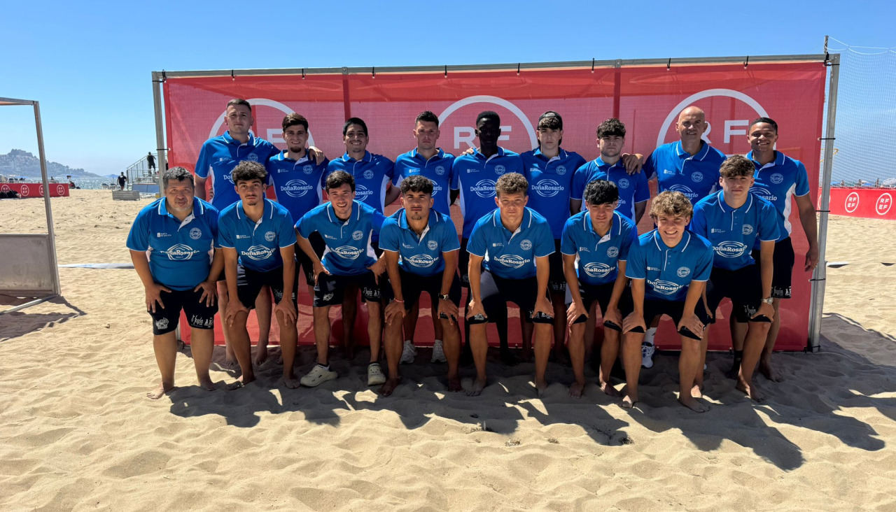 Los jugadores del equipo vilagariano ya están en Girona, donde es estrenan esta tarde en la liga de Segunda Nacional