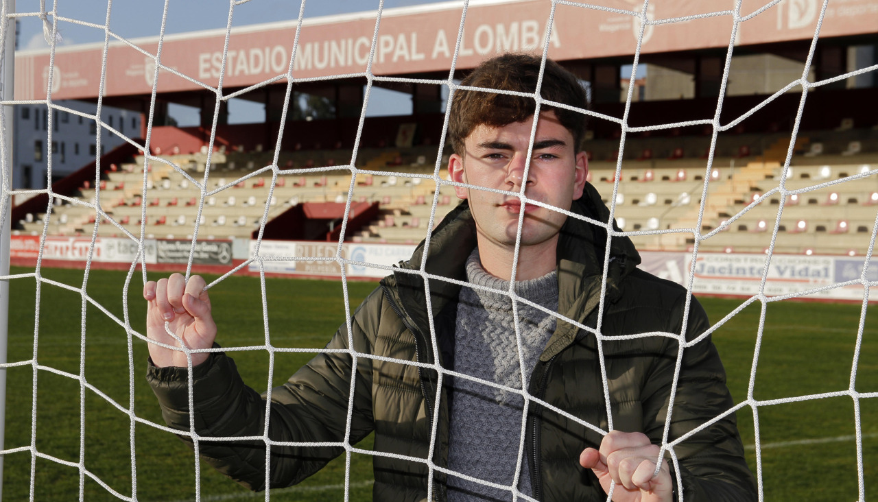 El vilagarciano Álex Rodríguez jugará en el Alondras