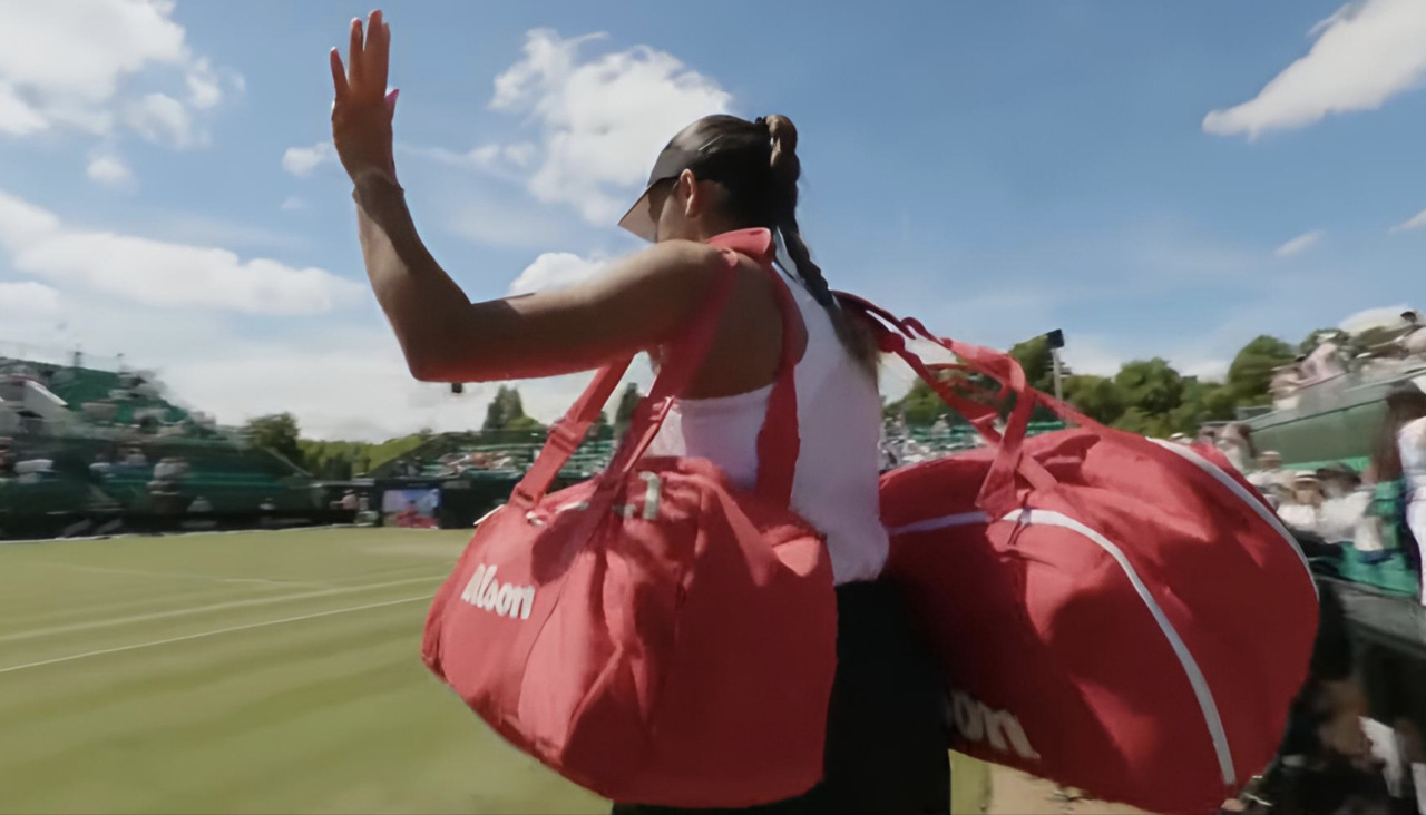 Jéssica Bouzas está disputando en el sur de Inglaterra su tercer torneo en hierba de la temporada, antes de Wimbledon