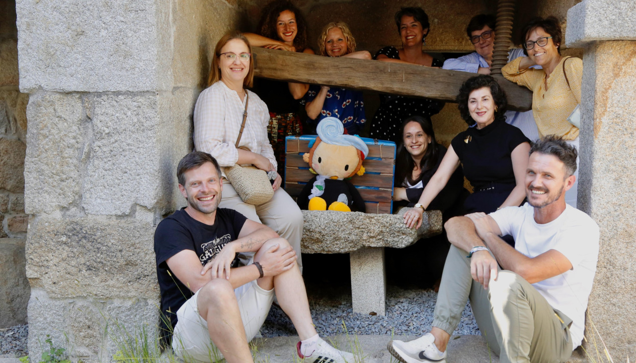 A creación artística e o proxecto presentáronse onte en Cambados