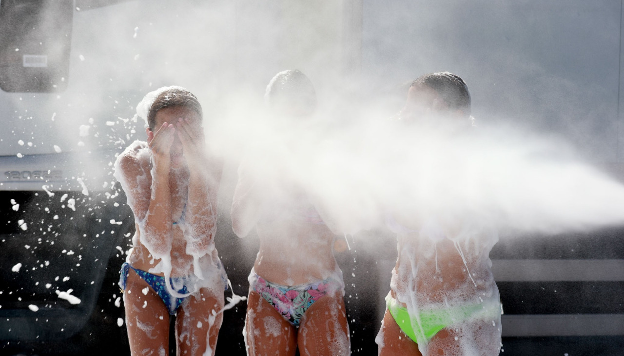 Las dos citas tuvieron refrescantes fiestas de la espuma