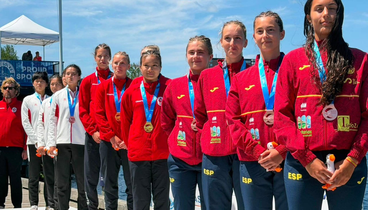 Silvia Gago, en el podio con su bronce mundialista