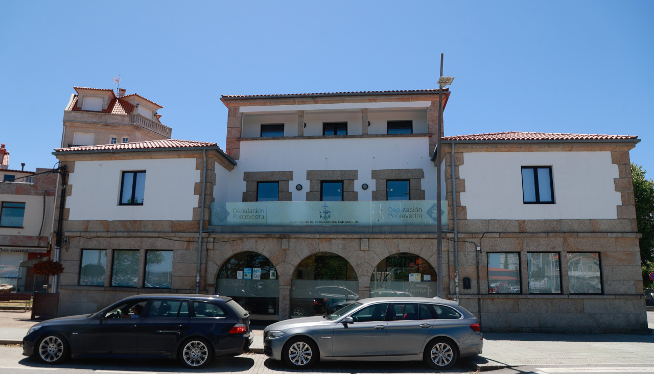 Fachada de la Cofradía de Pescadores de O Grove
