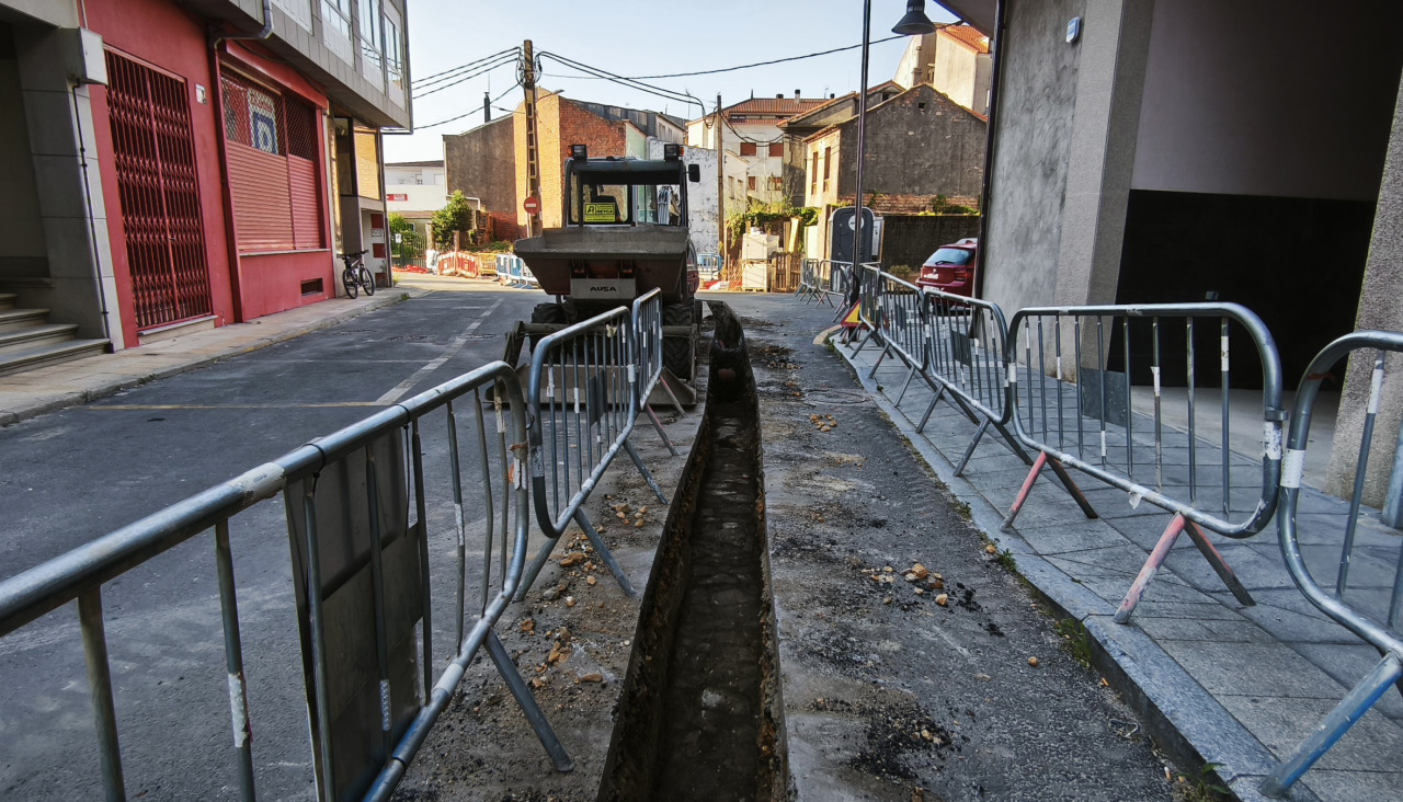 Las máquinas en la rúa Carlos Maside