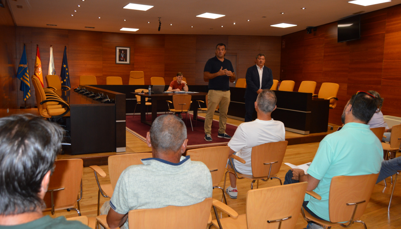 Charla sobre el proceso de selección en el Concello