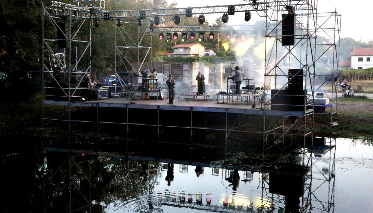 Concierto de Mondra en las Festas do Verán de Caldas