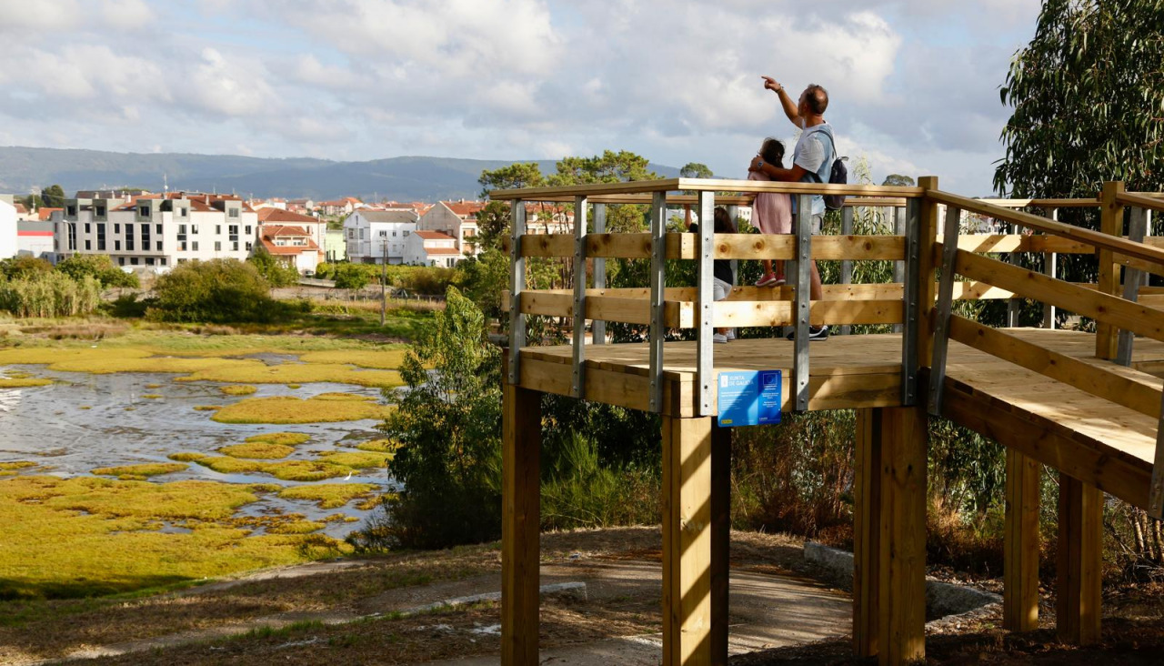 Estructura instalada en el mirador de A Seca