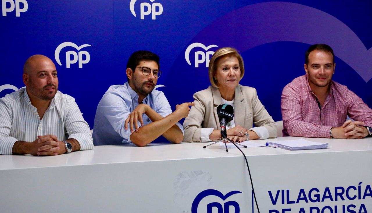 Ana Granja y otros miembros del Partido Popular