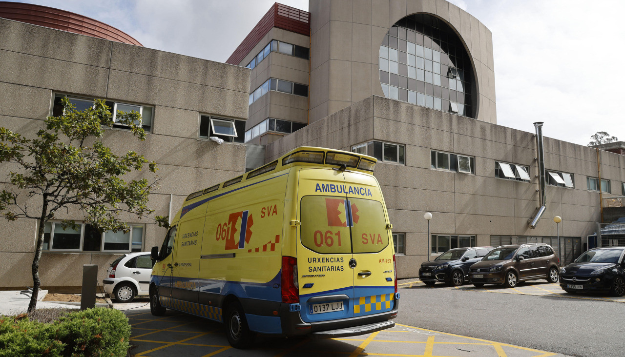 Base de la ambulancia medicalizada en el Hospital do Salnés